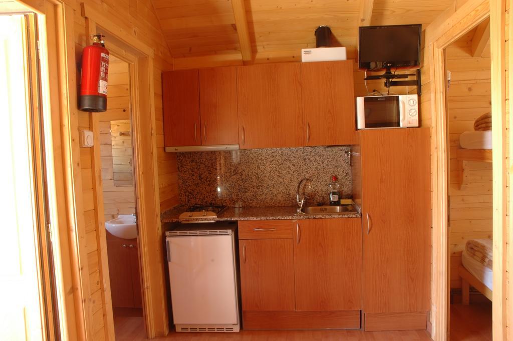 Camping Era Yerla D'Arties Pokoj fotografie