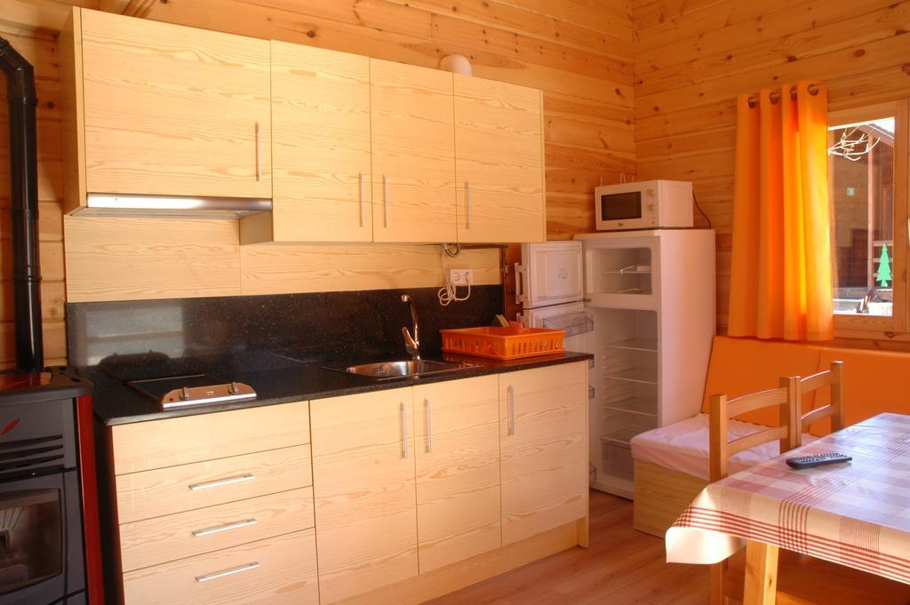 Camping Era Yerla D'Arties Exteriér fotografie