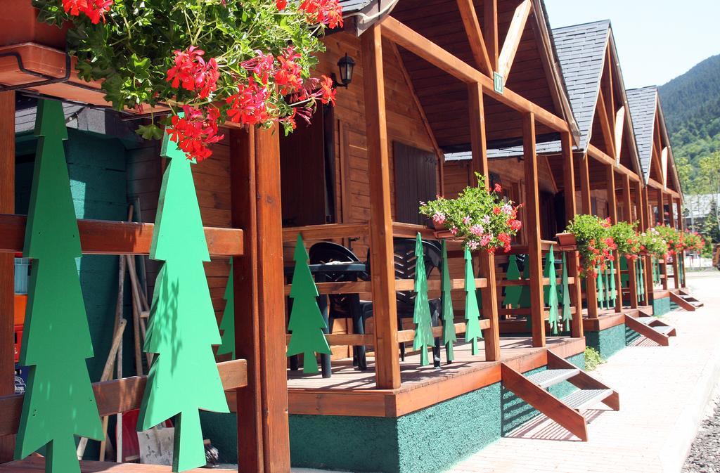 Camping Era Yerla D'Arties Exteriér fotografie
