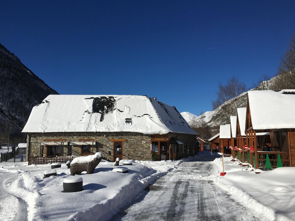 Camping Era Yerla D'Arties Exteriér fotografie